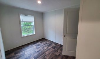 70 Shepherd Dr, Bangor, ME 04401