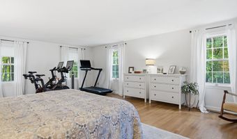 1 Chandler Rd, Bedford, NH 03110