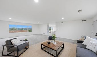 810 Omar Dr, Escondido, CA 92025