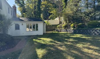 103 Idlebrook Ln, Aberdeen, NJ 07747