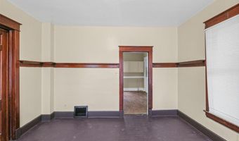 912 Tremont St, Alton, IL 62002