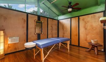 82-984 PAIKAPAHU St, Captain Cook, HI 96704