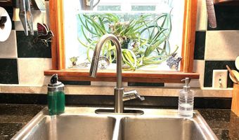 112 East Ave, Burlington, VT 05401