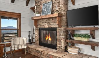 25 Crestwood Dr, Arden, NC 28704