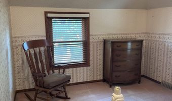 709 N St, Aurora, NE 68818