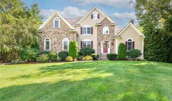 51 Reservoir Rd, Cumberland, RI 02864