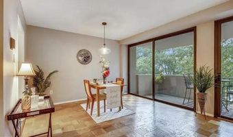 4141 N HENDERSON Rd 322, Arlington, VA 22203