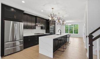 2893 Rayfield Ave, Ann Arbor, MI 48105