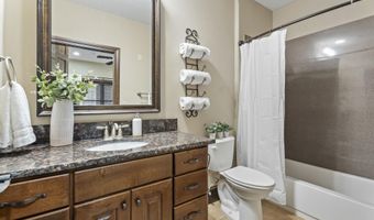 25 Grand Lake Dr, Afton, OK 74331