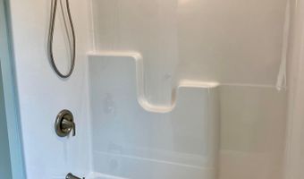 5 Cortland Pl, Standish, ME 04084