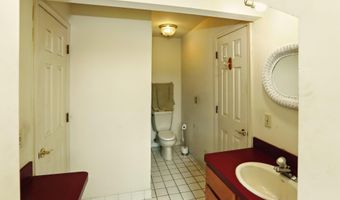 5700 Jankow Rd, Algonac, MI 48001