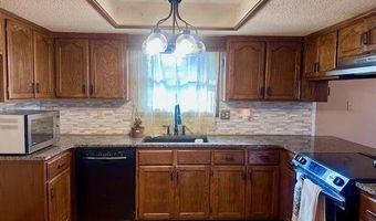 225 N Pringle Ave, Ash Grove, MO 65604