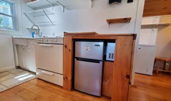 26 Hideaway Rd G, Bourne, MA 02532