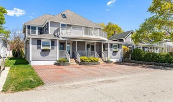 15 Shore Dr, Barrington, RI 02806