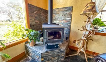 8667 W Hardwood Rd, Atoka, OK 74525