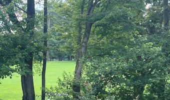 7600 CHARLESTON Dr, Bethesda, MD 20817