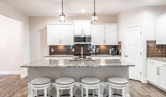 101 Bluegrass Ct, Aberdeen, NC 28315