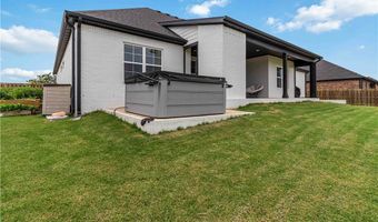 961 Osage View Dr, Bentonville, AR 72713