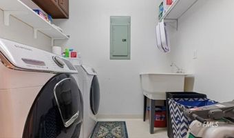 455 N Central St, Colorado City, AZ 85021