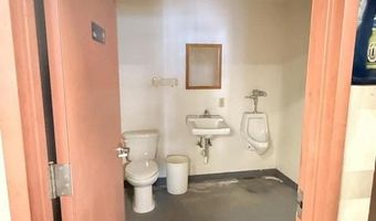 101 W NICHOLSON Rd, Audubon, NJ 08106