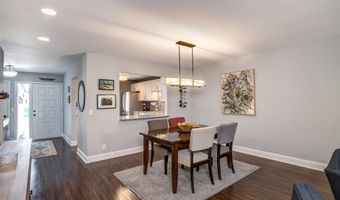 1312 Knollwood Trl, Altoona, WI 54720