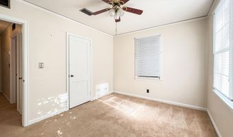 52 17th St, Apalachicola, FL 32320