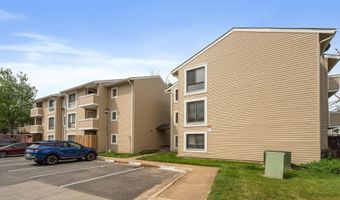 8604 VILLAGE Way 04/8604F, Alexandria, VA 22309