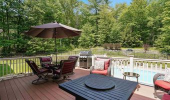 21 Wiggin Rd, Bedford, NH 03110