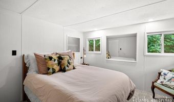 1202 Lincoln Rd, Allegan, MI 49010