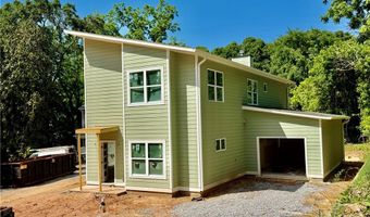 1451 E Broad St, Athens, GA 30601