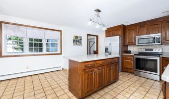 10 Empire Way, Bristol, CT 06010