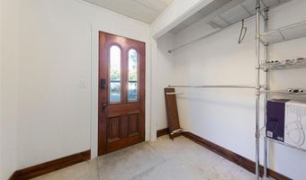 302 S Renville St, Winthrop, MN 55396