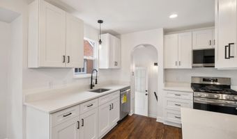 6608 Shenandoah, Allen Park, MI 48101