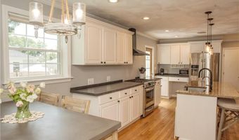 12 N Shore Dr, East Providence, RI 02915
