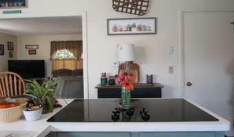 733 Lake St, Auburn, ME 04210
