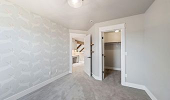 2044 NE Altura Dr, Bend, OR 97701