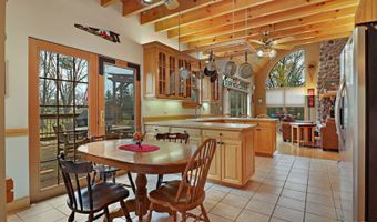 2837 Jackson Dr, Arlington Heights, IL 60004