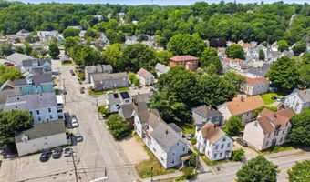 82 Hampshire St, Auburn, ME 04210