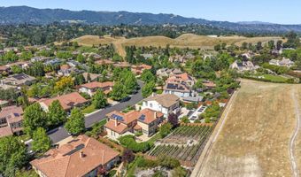 387 Golden Grass Dr, Alamo, CA 94507