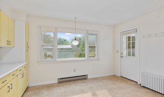 37 Bilodeau Ct, Burlington, VT 05401