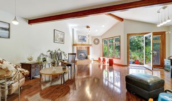 1823 Beaver Pl, Anchorage, AK 99504