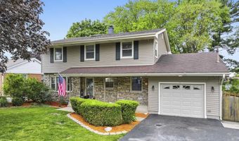 912 David St, Antioch, IL 60002