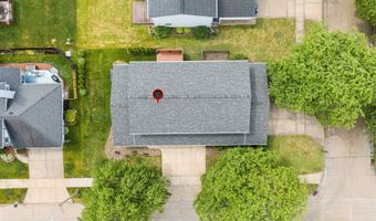 1023 W RIDGEVIEW Dr, Appleton, WI 54914