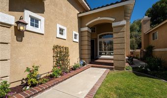 7520 E Toyon Ln, Anaheim, CA 92808