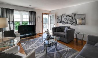 5205 Aspen Way, Madison, WI 53718