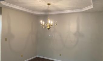 305 Parktrail Ln, Delhi, OH 45238