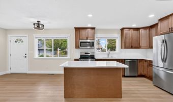 13670 SW 21ST St, Beaverton, OR 97008