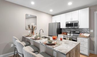 1601 CHERRY St 702, Philadelphia, PA 19102