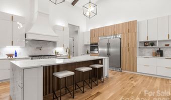 809 Crater St, Charlotte, NC 28205