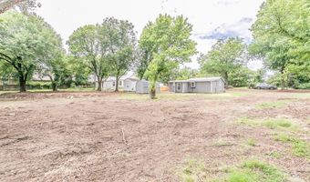 211 S Line St, Weatherford, TX 76086